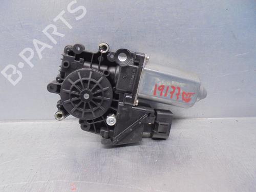 Motor do elevador de vidro frente esquerdo AUDI A8 D2 (4D2, 4D8) [1994-2005]  16171004