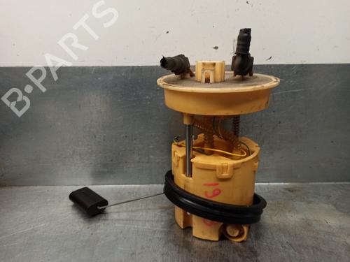 Used Fuel pump FORD FIESTA VI (CB1, CCN) [2008-2017]  15731629