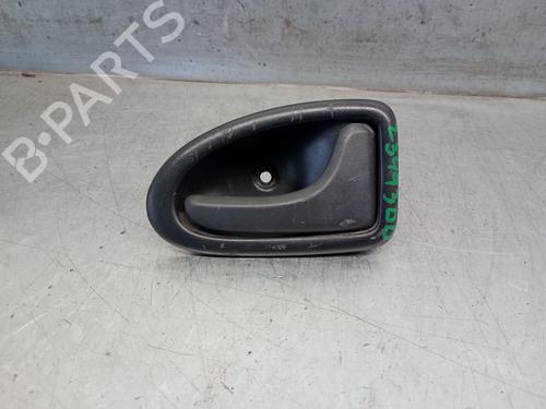Høyre foran invendig håndtak OPEL VIVARO A Van (X83) 1.9 DTI (F7) (101 hp) 28729050