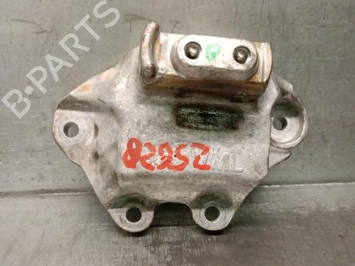 Used Engine mount Engine mount PEUGEOT EXPERT Van (V_) 1.5 BlueHDi 120 (120 hp) 36220642 36220642