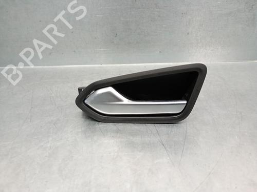 Venstre bak invendig håndtak RENAULT CAPTUR II (HF_) TCe 90 (HFM6) (91 hp) 29712430
