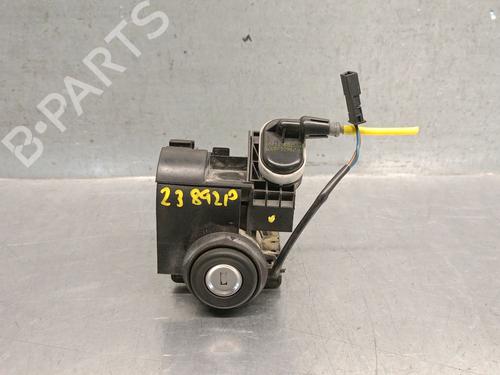 Used Tailgate lock MERCEDES-BENZ E-CLASS (W210) E 220 CDI (210.006) (143 hp) 30177763