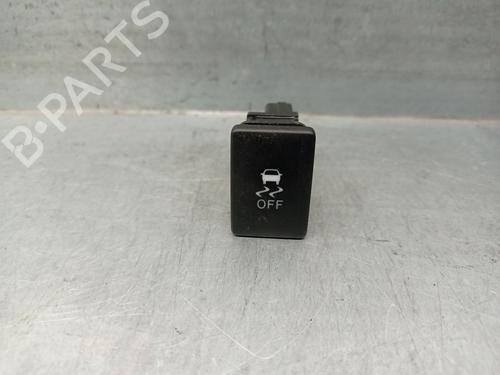 Used Switch TOYOTA YARIS (_P13_) 1.5 (NSP131_) (112 hp) 23426893