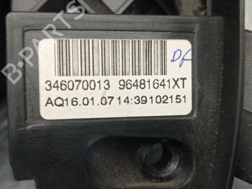 Steering wheel controls CITROËN C4 Grand Picasso I (UA_) 2.0 HDi 138 | BP26323618E15 