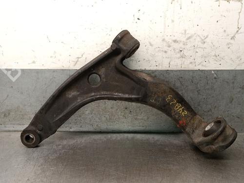 Used Left front suspension arm Left front suspension arm VW TRANSPORTER T5 Bus (7HB, 7HJ, 7EB, 7EJ) 1.9 TDI (102 hp) 33240684 33240684