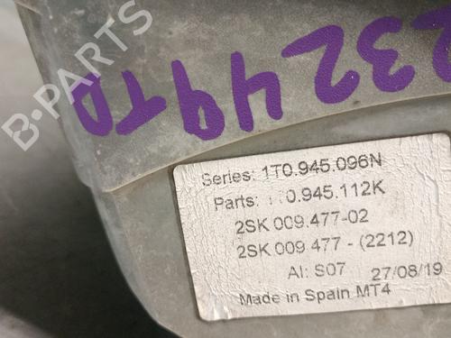 Right taillight VW TOURAN (1T1, 1T2) 2.0 TDI | BP27669842C35 