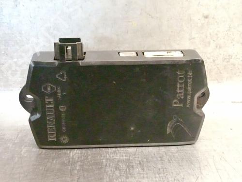 Used Electronic module RENAULT SCÉNIC II (JM0/1_) 1.6 16V (JM1R) (112 hp) 25756644