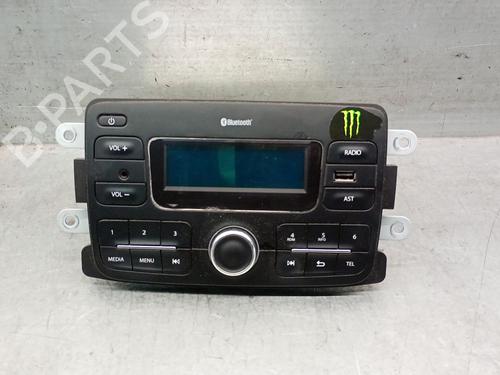 Used Radio Radio DACIA DOKKER Box Body/MPV 1.5 dCi 75 / Blue dCi 75 (FEJW, FEAH) (75 hp) 34250679 34250679