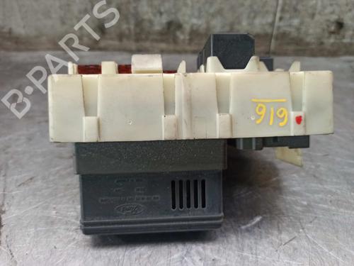 Fuse box FORD FOCUS I (DAW, DBW) 2.0 16V | BP8187822E1 