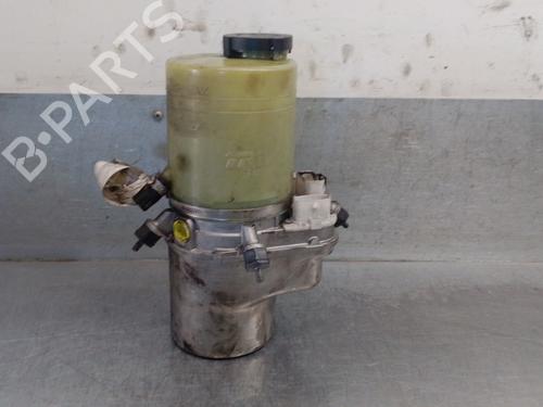 Used Steering pump Steering pump OPEL VECTRA C GTS (Z02) 2.2 DGi (F68) (155 hp) 36552419 36552419