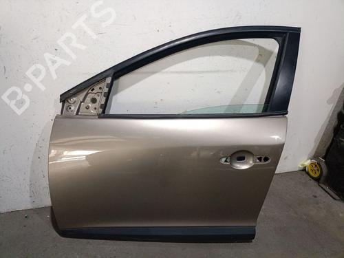 left-front-door-renault-megane-iii-hatchback-bz01_-b3_-2008-37016312 main image