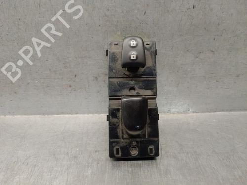 Used Right front window switch Right front window switch NISSAN PULSAR Hatchback (C13) 1.2 DIG-T (115 hp) 36318773 36318773