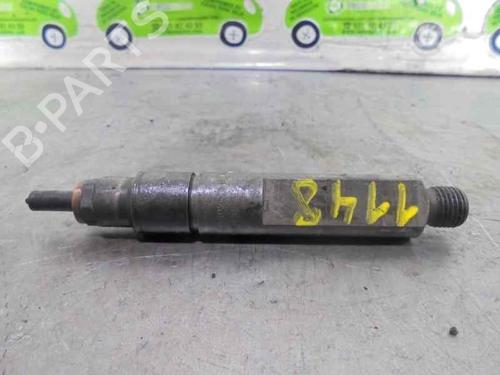 Spreder / Dyse RENAULT MEGANE I Classic (LA0/1_) 1.9 dCi (LA05) (105 hp) 2078033