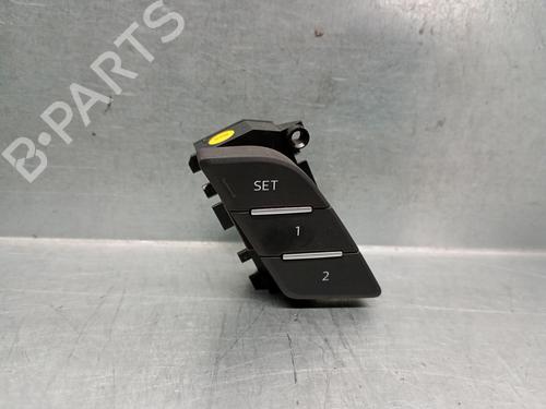 BP30053040I30 main image