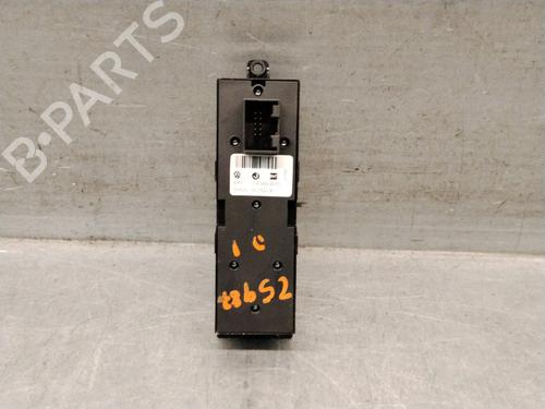 Left front window switch SKODA SUPERB I (3U4) 1.9 TDI | BP37154626I27 - Image 2