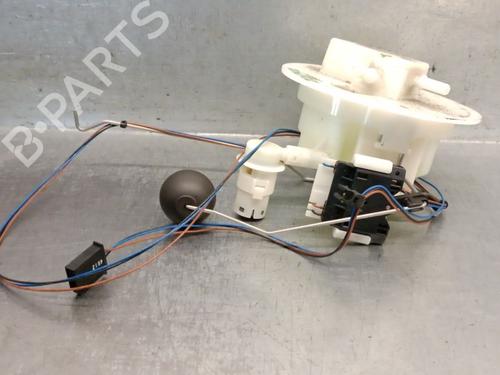 Used Fuel pump AUDI A4 B8 Avant (8K5) RS4 quattro (450 hp) 26502869