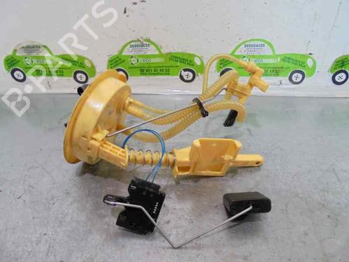 Used Fuel pump BMW 3 (E90) 320 d (177 hp) 2053797