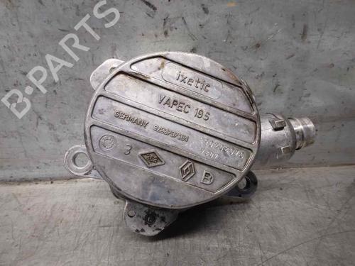 Used Vacuum pump RENAULT ESPACE IV (JK0/1_) 2.2 dCi (JK0H) (150 hp) 17002085