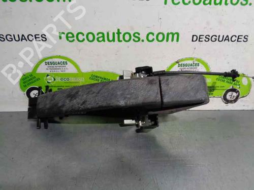 Used Rear left exterior door handle LAND ROVER DISCOVERY III (L319) 2.7 TD 4x4 (190 hp) 5252442