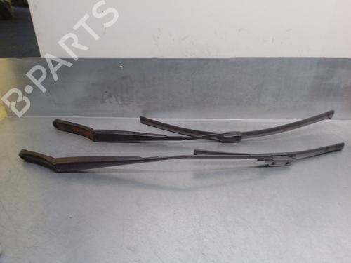 Used Front windshield wiper arm SEAT IBIZA IV SC (6J1, 6P5) [2008-2018]  11768090