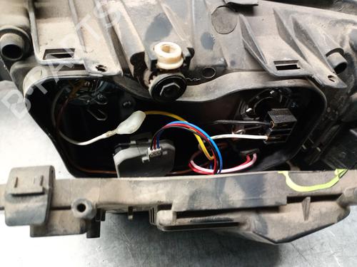 Right headlight SKODA FABIA I (6Y2) 1.4 16V | BP31943396C29 