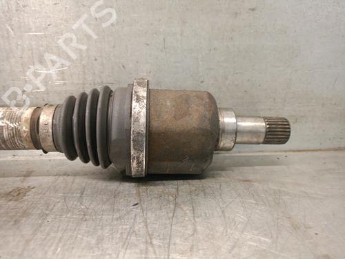 Left front driveshaft PEUGEOT 3008 I MPV (0U_) 2.0 HDi Hybrid4 (0URHCA) | BP27377227M38 