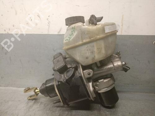 Used Brake master cylinder MERCEDES-BENZ E-CLASS (W211) E 220 CDI (211.006) (150 hp) 21772899