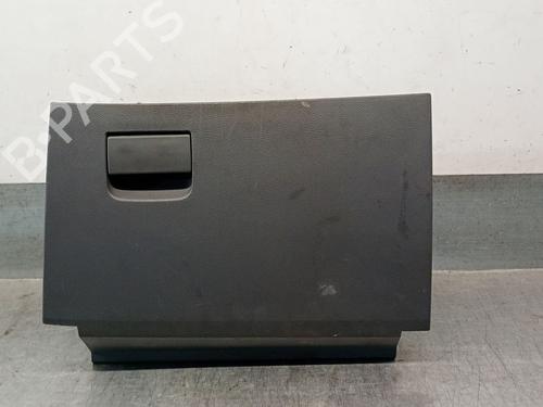 Used Glove box Glove box 25243353 25243353