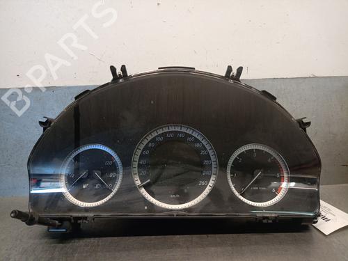 Used Instrument cluster Instrument cluster MERCEDES-BENZ C-CLASS (W204) C 200 CDI (204.001) (136 hp) 34621596 34621596