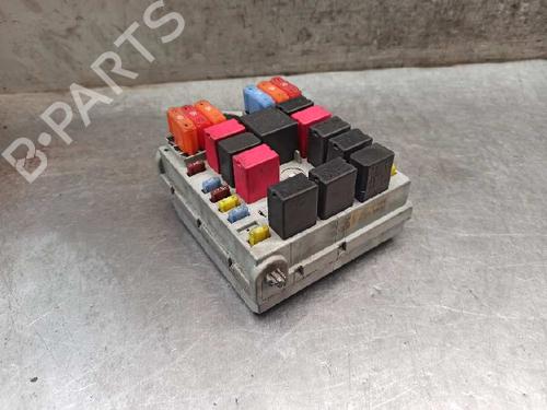 Fuse box ALFA ROMEO GT (937_) 1.9 JTD (937CXN1B) | BP7825846E1 