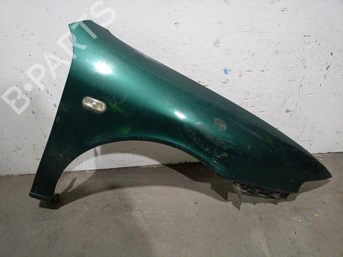 Used Right front fenders Right front fenders SEAT LEON (1M1) 1.6 16 V (105 hp) 33833847 33833847