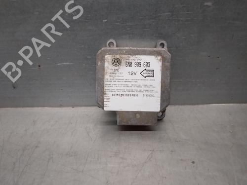 Used ECU airbags VW GOLF III (1H1) 2.0 (115 hp) 15107617
