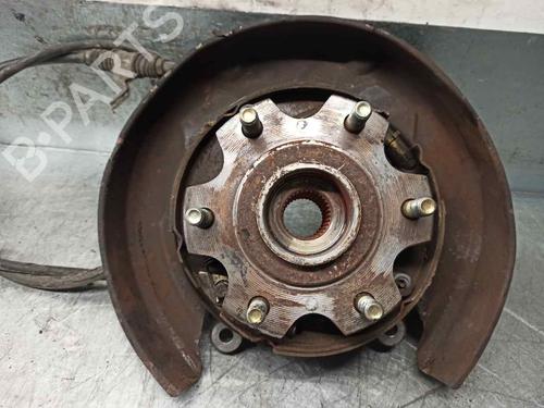 Used Right rear steering knuckle MITSUBISHI PAJERO III (V7_W, V6_W) [1999-2007]  9294398