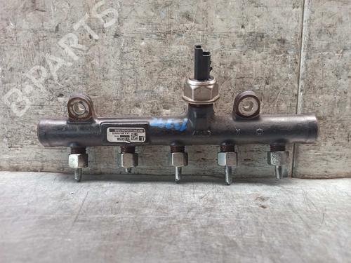 Used Injection rail PEUGEOT 407 SW (6E_, 6D_) 2.0 (136 hp) 7889672