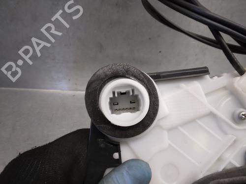 Front left lock TOYOTA YARIS (_P13_) 1.5 Hybrid (NHP130_, NHP130) | BP15981770C98 