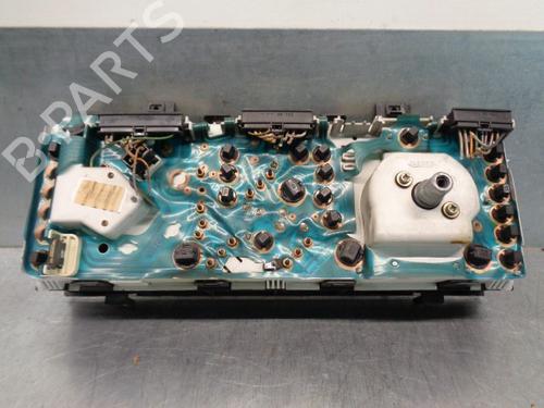Instrument cluster RENAULT 21 (B48_)  | BP8870636C47