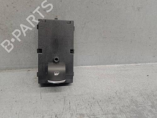Used Right front window switch Right front window switch 17334894 17334894