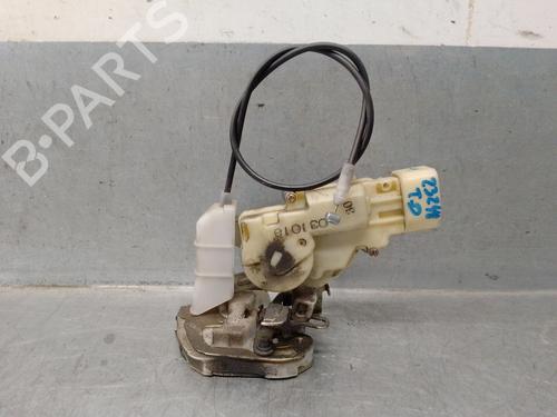 Højre bagtil lås TOYOTA YARIS (_P1_) 1.4 D-4D (NLP10_, NLP10R) 6933052150 | 6933052150