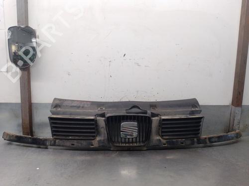 Used Grille Grille 36701000 36701000