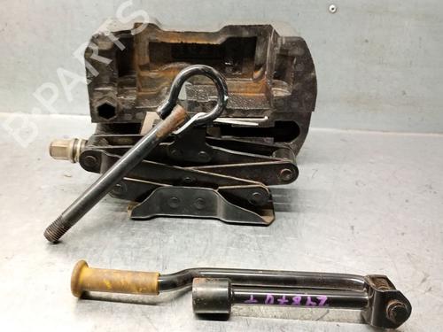 Andre RENAULT MEGANE I Classic (LA0/1_) 1.9 D (LA0A, LA0U, LA0R) (64 hp) 32774013