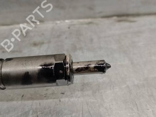 Injector TOYOTA YARIS (_P1_) 1.4 D-4D (NLP10_, NLP10R) | BP21577732M100 