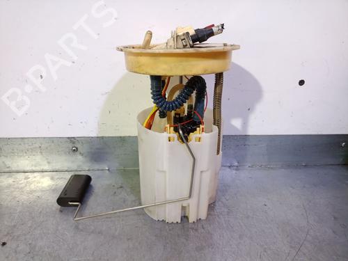 Used Fuel pump FORD FOCUS III Turnier 1.5 TDCi (120 hp) 29001753