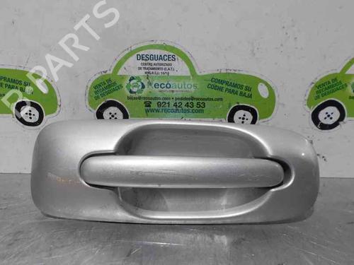 Used Rear left exterior door handle CHRYSLER VOYAGER IV (RG, RS) 2.4 (147 hp) 2060228