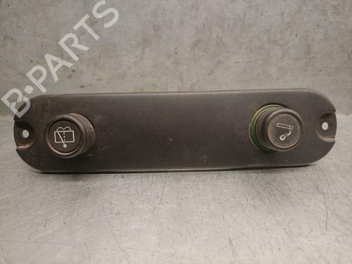 Used Switch LAND ROVER DEFENDER Station Wagon (L316) 2.5 TDI 4x4 (L316) (113 hp) 21581064