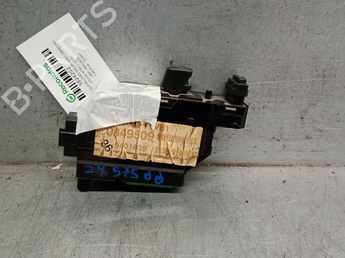 Højre fortil elrude kontakt VOLVO XC90 I (275) D5 AWD (163 hp) 32290354