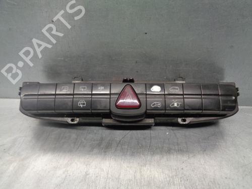 Used Warning switch MERCEDES-BENZ VITO / MIXTO Van (W639) [2003-2025]  10273742
