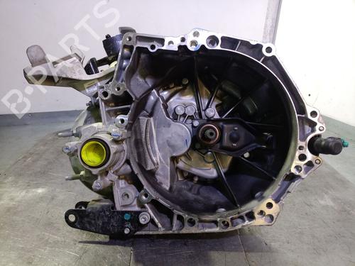 Used Gearbox OPEL CORSA F (P2JO) 1.2 (68) (101 hp) 28481048