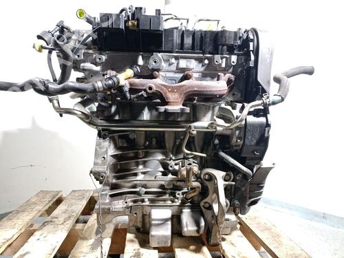 Engine VOLVO V40 Hatchback (525) D2 | BP32338403M1