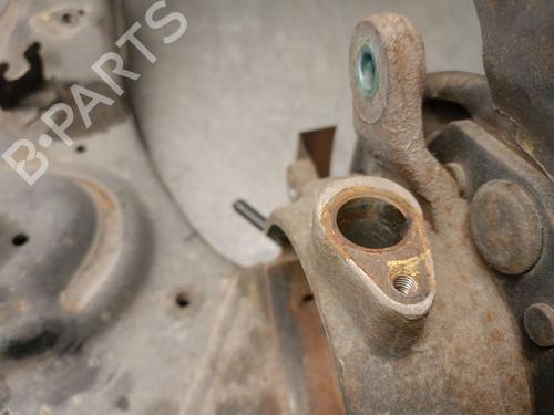 Right rear steering knuckle HYUNDAI SANTA FÉ I (SM) 2.0 CRDi | BP27577604M28 