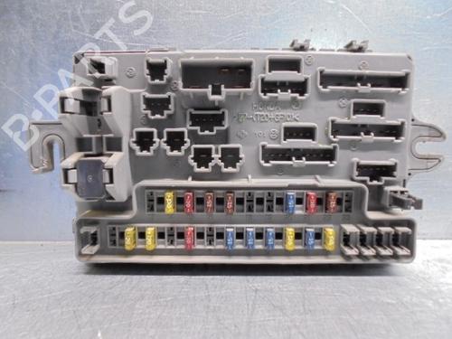 Used Fuse box HONDA JAZZ II (GD_, GE3, GE2) 1.2 i-DSI (GD5, GE2) (78 hp) 8681075